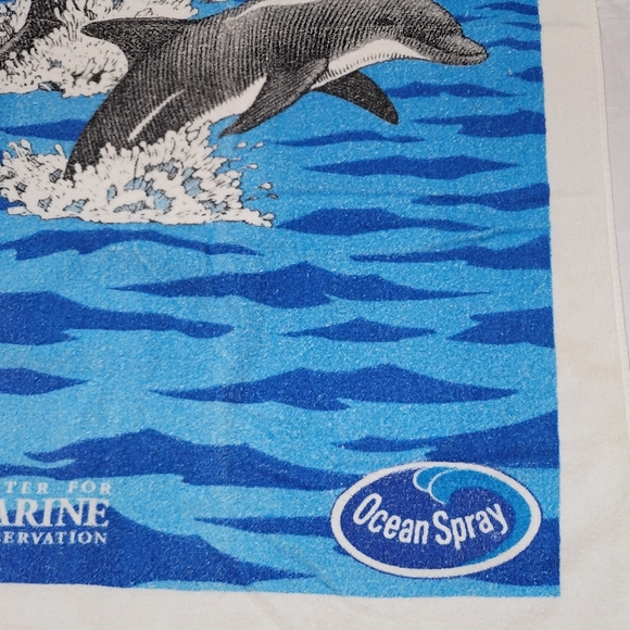 Vintage Ocean Spray beach towel Dolphins center for Marine Conservation - Picture 3 of 9